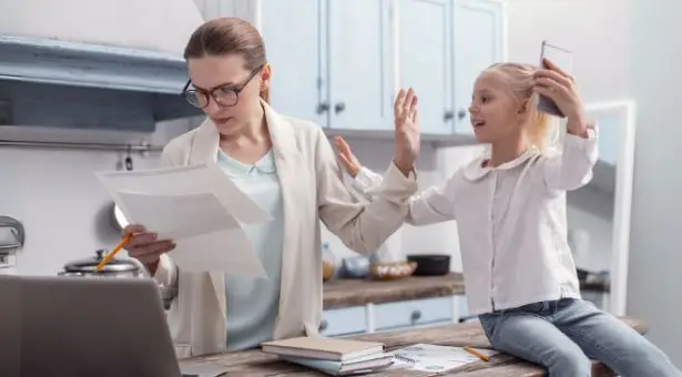 When Does a Child Learn to Wait - and Why "Just a Second!" Doesn't Teach Them How